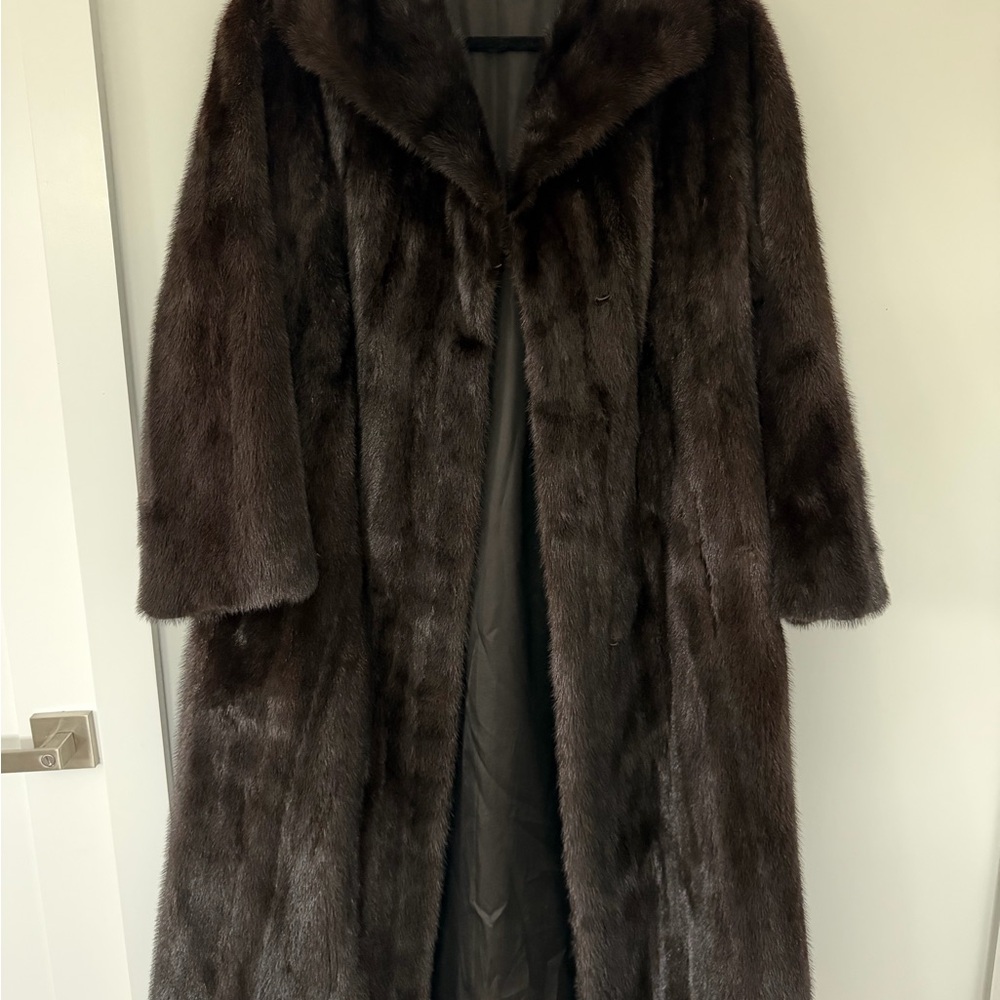 Blackglama Dark Ranch Mink Fur Coat Size M